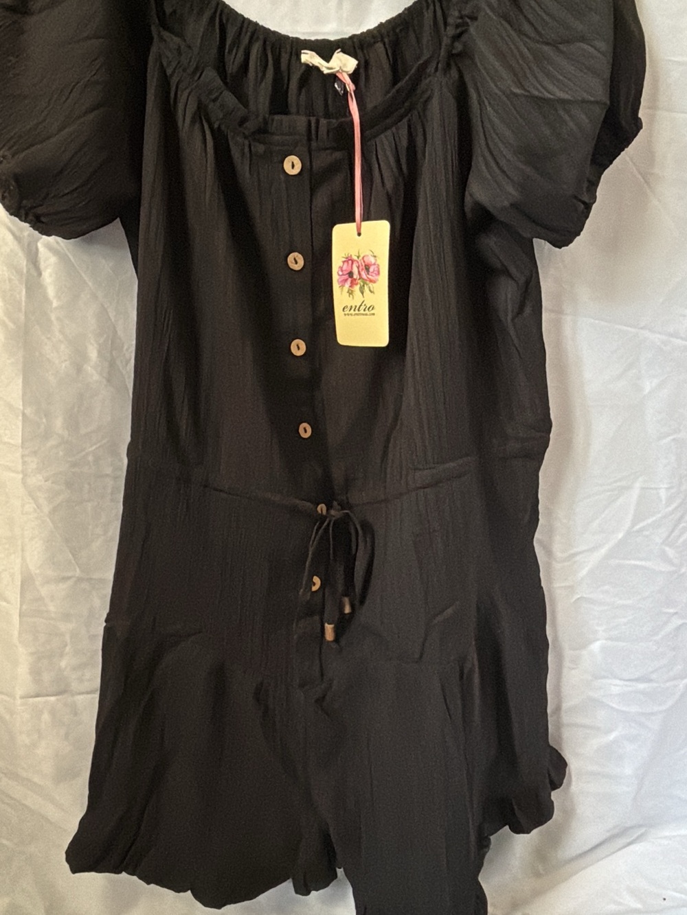 entro Black Puff-Sleeve Button Front Romper